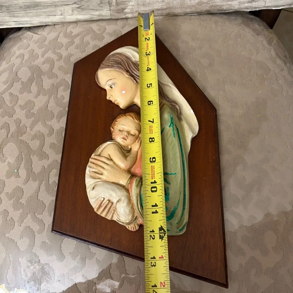 Santa Teresita Virgin Mary & Baby Jesus Wood Wall Plaque Peru Vintage chalkware